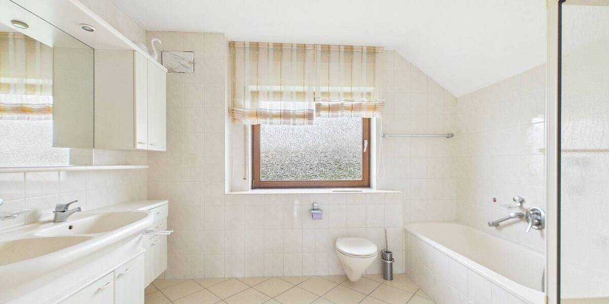 Einfamilienhaus Wetzlar Dutenhofen - 5 Zimmer, 140 m&sup2;, 497.000&euro; | Angebot:26702730