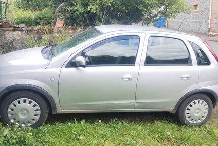 Opel Corsa 113.000 km 1.800 &euro; Marburg 35041