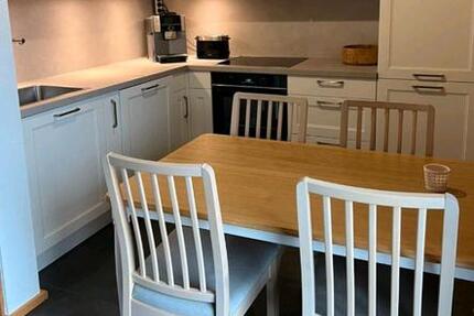 Wohnung Solms - 2 Zimmer, 70 m&sup2;, 1.200&euro; | Angebot:25323852