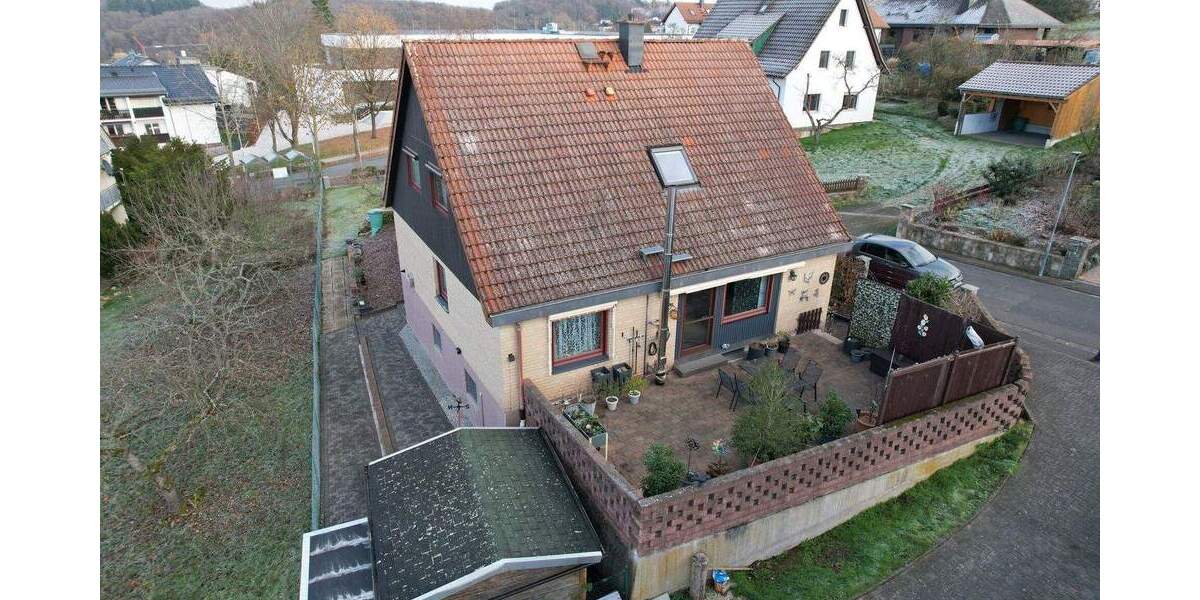 Einfamilienhaus Wettenberg / Krofdorf-Gleiberg Krofdorf-Gleiberg - 6 Zimmer, 159 m&sup2;, 575.000&euro; | Angebot:25746147