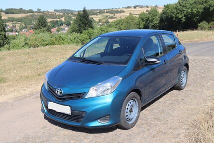 Toyota Yaris 126.000 km 5.400 &euro; Grünberg 35305