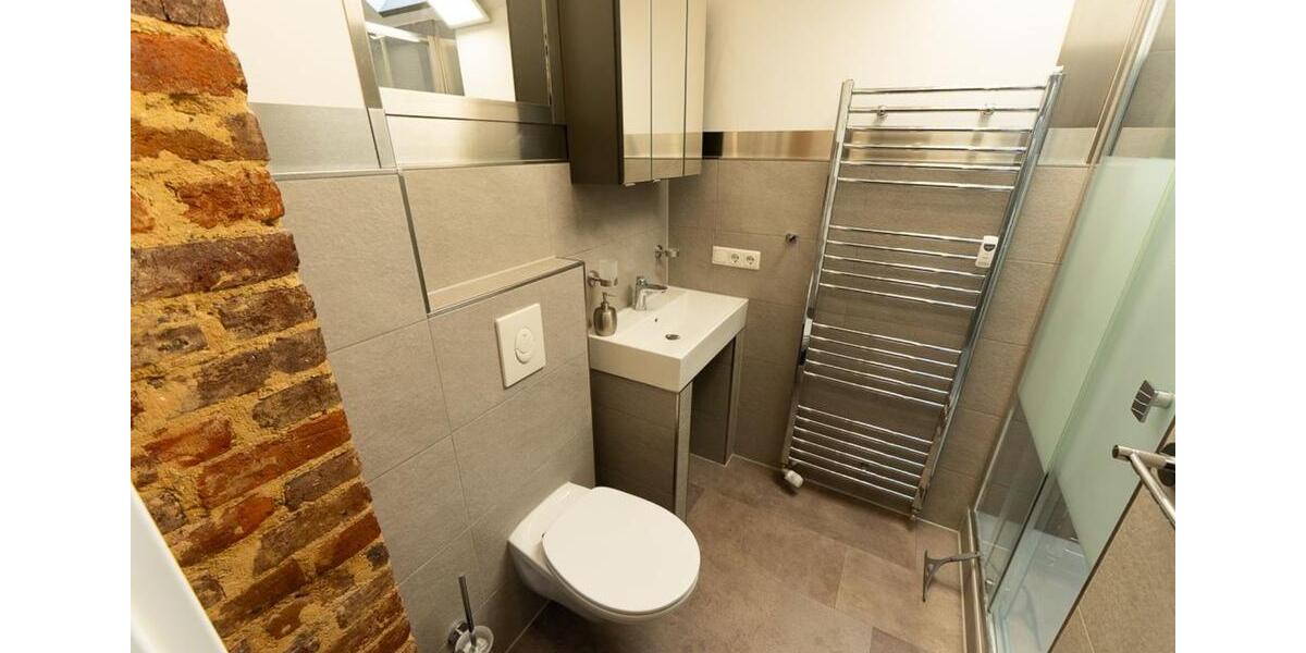 Dachgeschoßwohnung Gießen Allendorf - 1 Zimmer, 65 m&sup2;, 1.200&euro; | Angebot:25378025