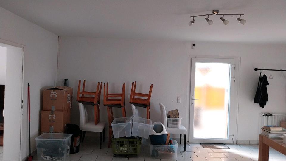 Erdgeschoßwohnung Gießen Anneröder Siedlung - 2.5 Zimmer, 85 m&sup2;, 618&euro; | Angebot:25407554