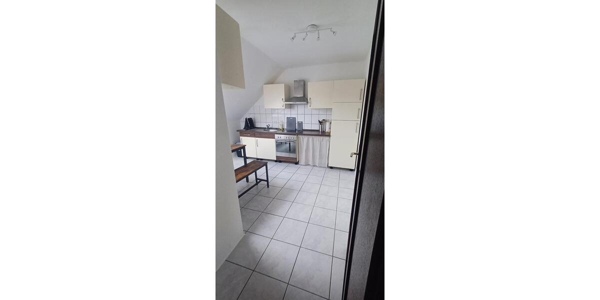 Dachgeschoßwohnung Usingen - 2 Zimmer, 60 m&sup2;, 650&euro; | Angebot:25363085