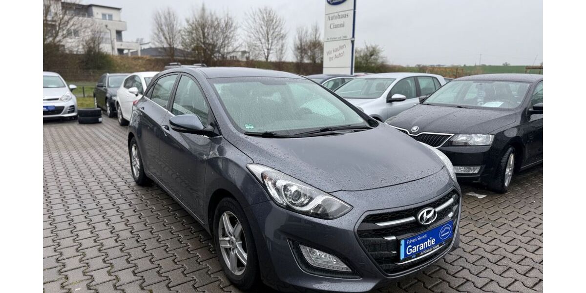 Hyundai i30 92.726 km 8.750 &euro; Münzenberg-Gambach 35516