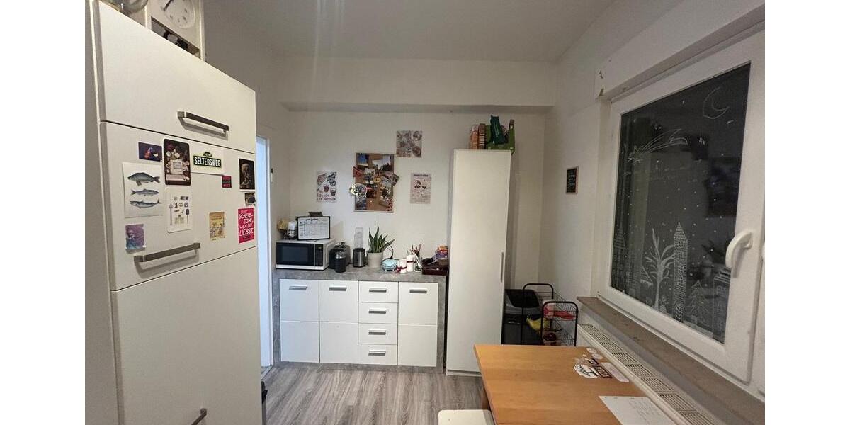 Etagenwohnung Linden - 5 Zimmer, 11 m&sup2;, 335&euro; | Angebot:26026677