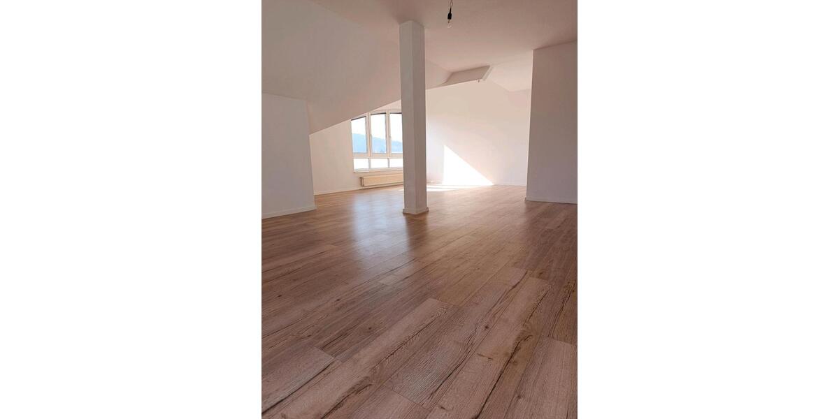 Dachgeschoßwohnung Biebertal - 2 Zimmer, 78 m&sup2;, 860&euro; | Angebot:25658947