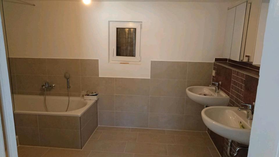 Etagenwohnung Butzbach - 6 Zimmer, 160 m&sup2;, 1.365&euro; | Angebot:25332201