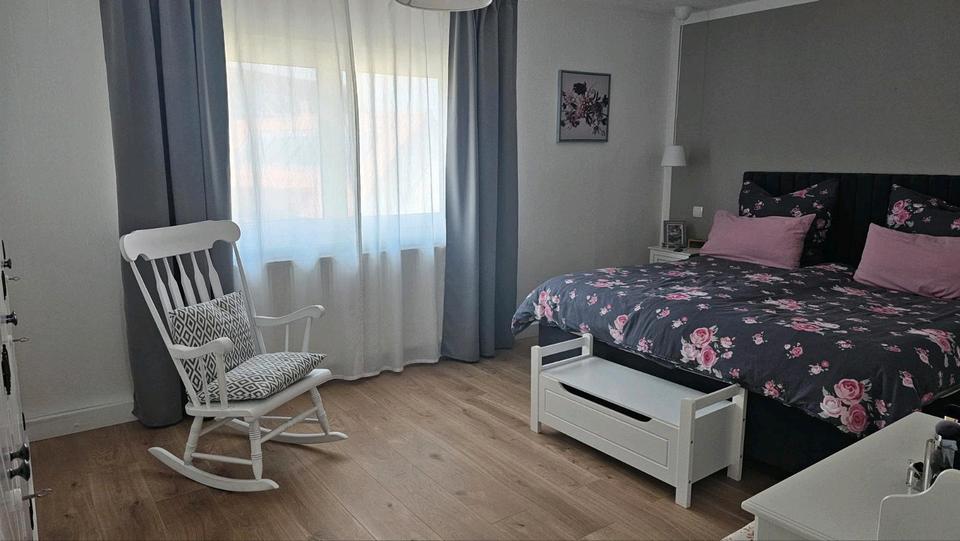 Mehrfamilienhaus, Wohnhaus Lich - 14 Zimmer, 310 m&sup2;, 599.000&euro; | Angebot:26075322