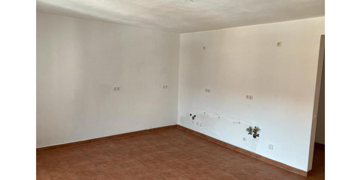 Hochparterre Marburg Marbach - 4 Zimmer, 90 m&sup2;, 1.300&euro; | Angebot:26654343