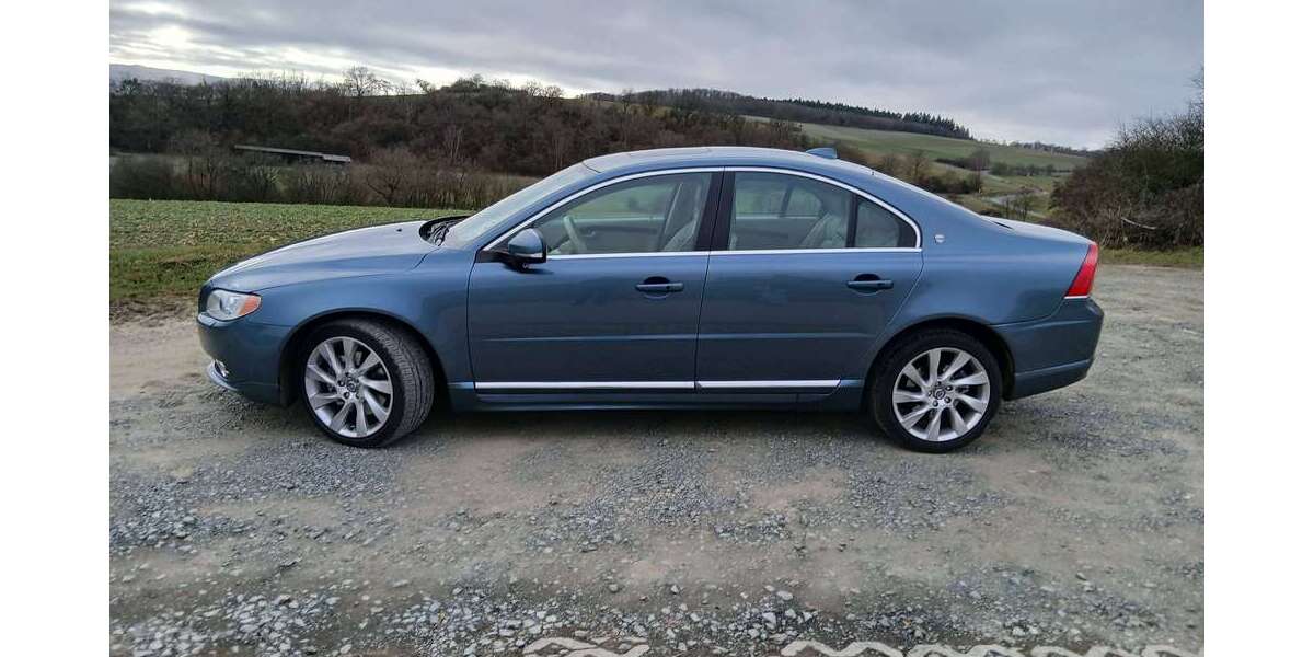 Volvo S80 128.000 km 14.200 &euro; Usingen, Stadt 61250