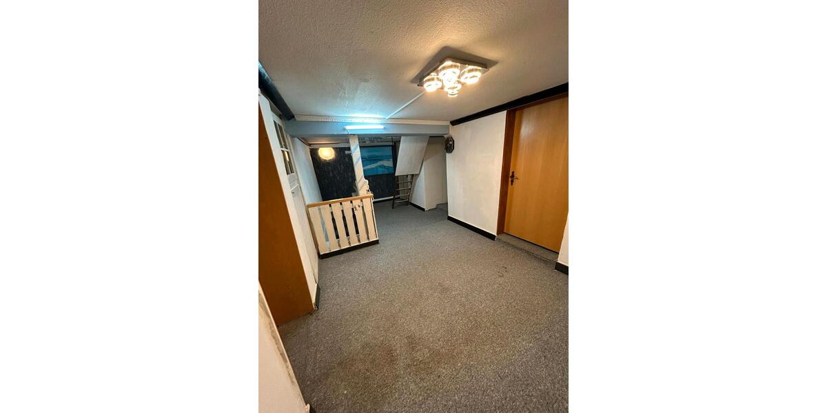 Einfamilienhaus Amöneburg - 7 Zimmer, 130 m&sup2;, 850&euro; | Angebot:26636419