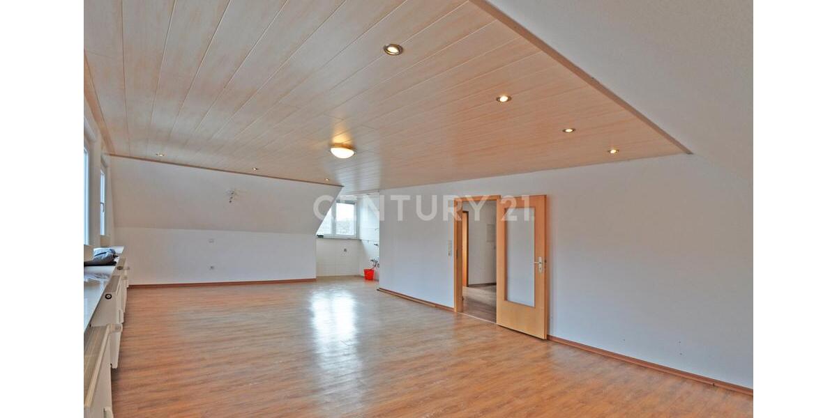 Etagenwohnung Gießen - 3 Zimmer, 76 m&sup2;, 895&euro; | Angebot:26003345