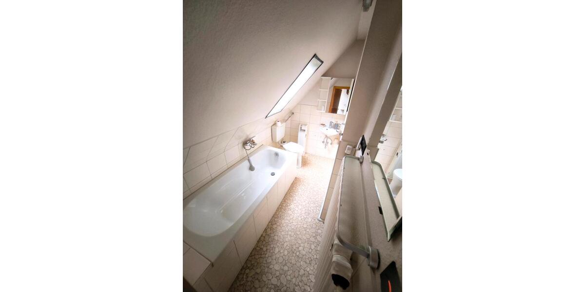 Einfamilienhaus Biebertal - 6 Zimmer, 130 m&sup2;, 280.000&euro; | Angebot:27002301