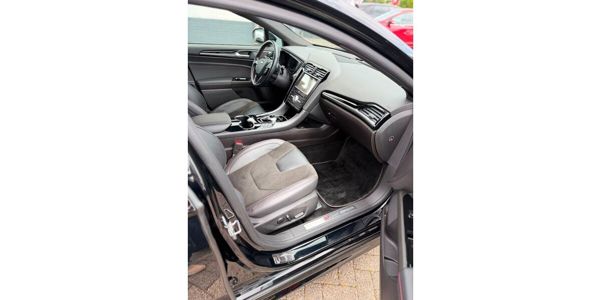 Ford Mondeo 77.500 km 19.400 &euro; Staufenberg 35460