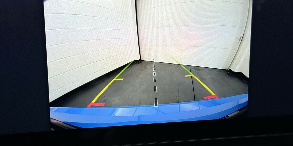 Abarth 500C -e Cabrio Scorpionissima TURISMO 42 kWh 23.700 km 26.620 &euro; Lich 35423