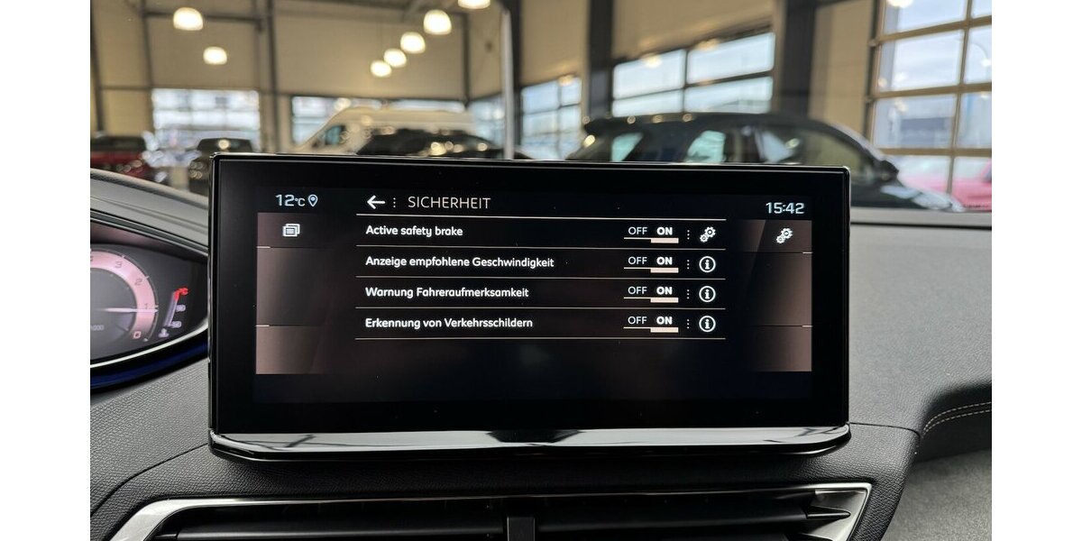 Peugeot 5008 GT 130 Puretech EAT8 Sitzheizung 34.900 km 23.980 &euro; Lich 35423