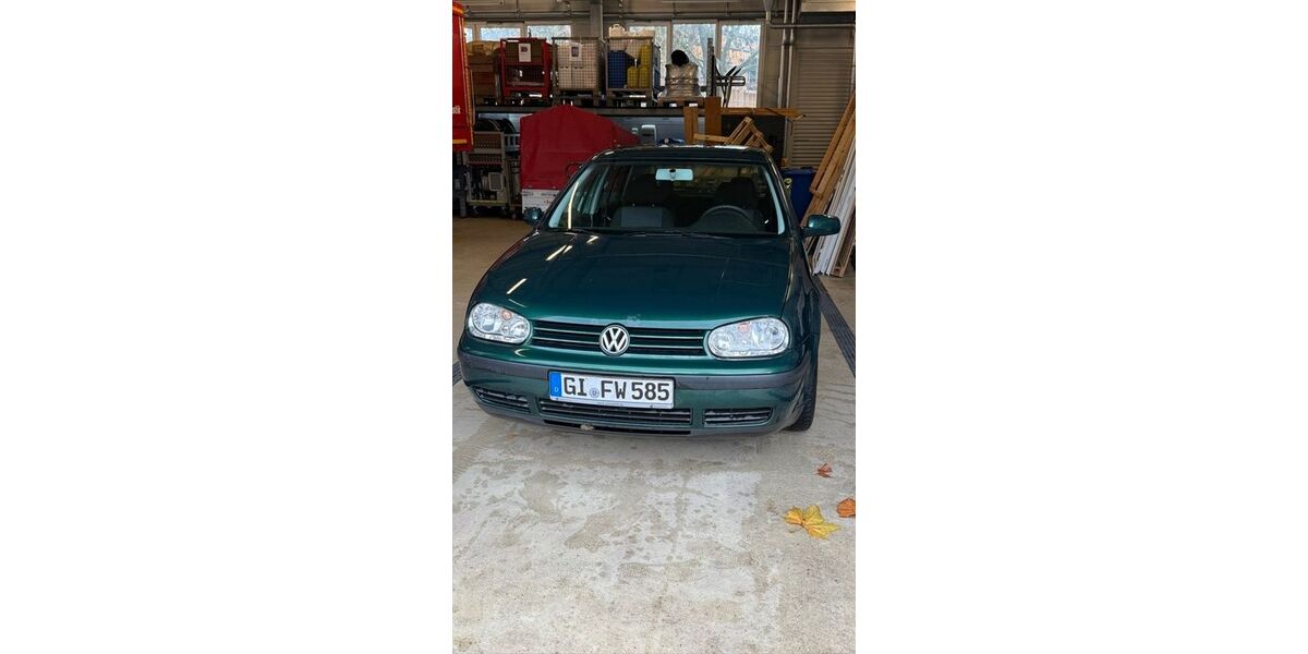 VW Golf 138.000 km 1.899 &euro; Lollar 35457