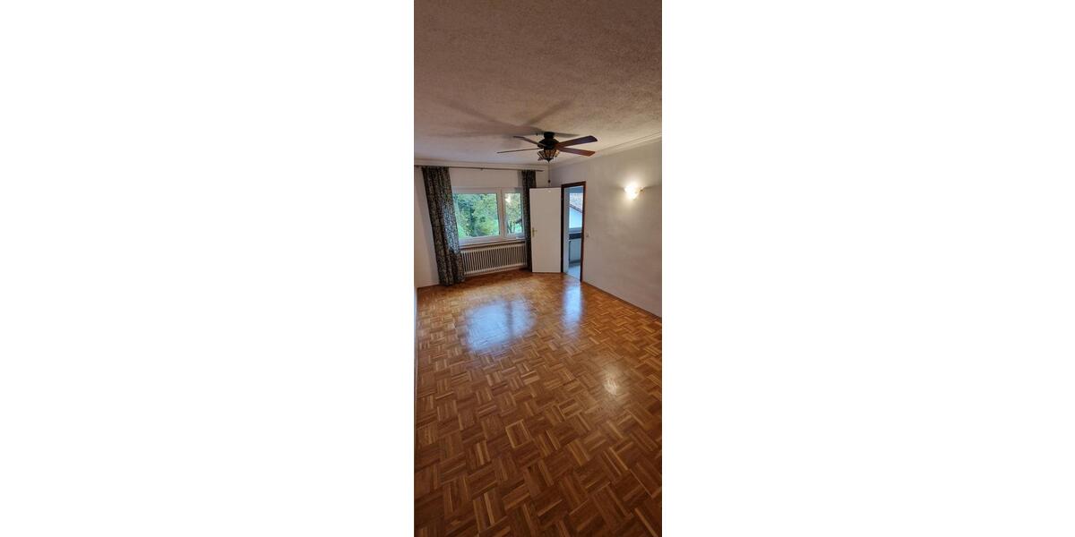 Einfamilienhaus Rabenau - 9 Zimmer, 225 m&sup2;, 435.000&euro; | Angebot:25931132