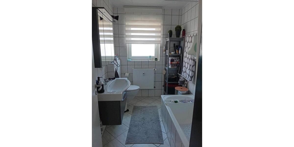 Etagenwohnung Langgöns - 3 Zimmer, 85 m&sup2;, 920&euro; | Angebot:25932468