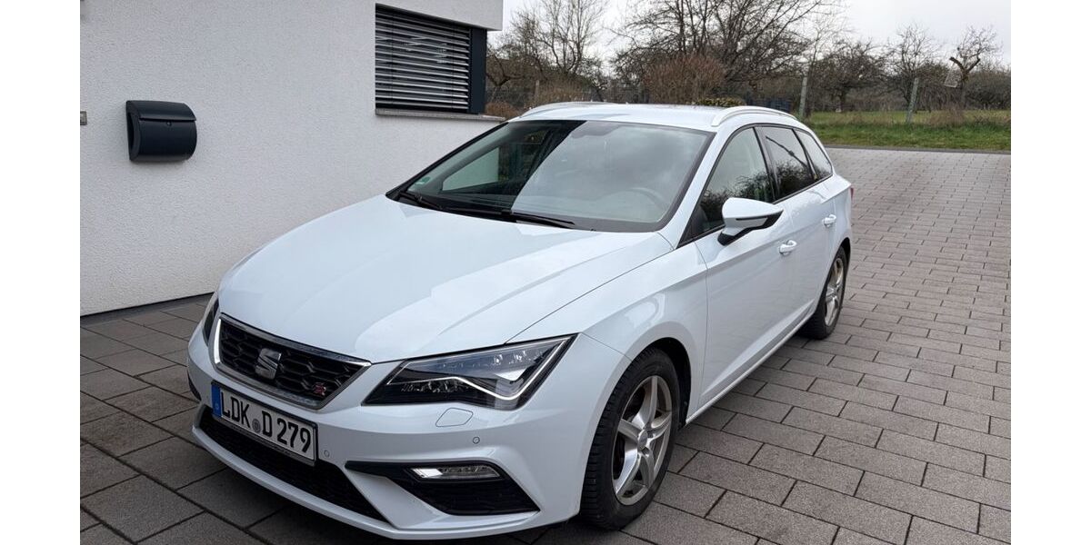 Seat Leon 35.600 km 16.850 &euro; Herborn 35745