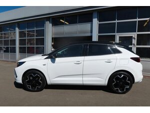 Opel Grandland (X) 51.950 km 24.990 &euro; Bad Endbach 35080