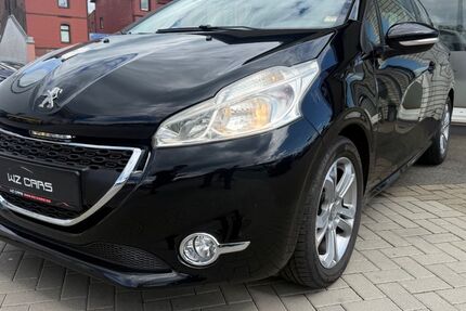 Peugeot 208 136.000 km 2.999 &euro; Wetzlar 35576