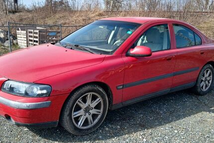 Volvo S60 370.362 km 900 &euro; Wetzlar 35580