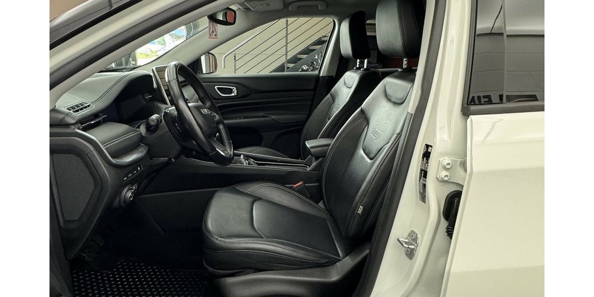 Jeep Compass S Plug-IN Hybrid 4WD 1.Hand Anhängerkplg 61.880 km 25.320 &euro; Lich 35423