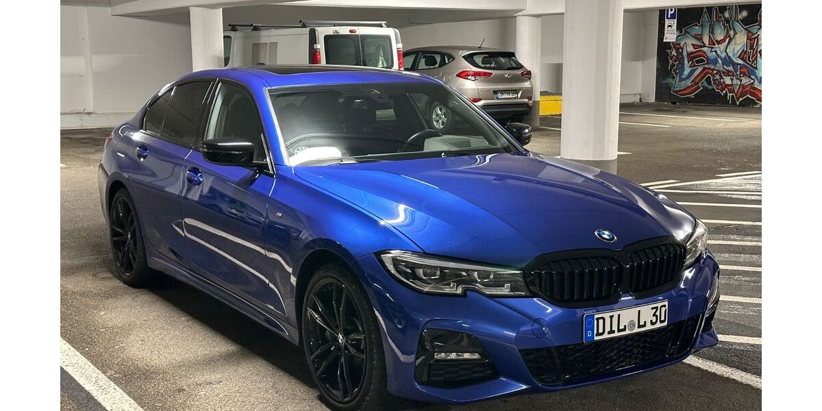 BMW 330 99.000 km 27.900 &euro; Wetzlar 35576