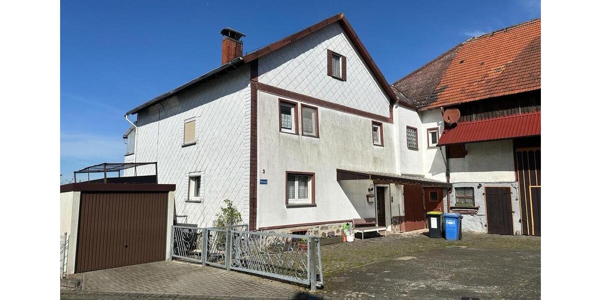 Bauernhaus, Landhaus Grünberg - 10 Zimmer, 260 m&sup2;, 285.000&euro; | Angebot:26692827