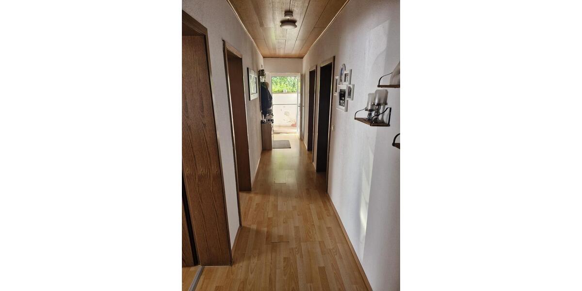 Erdgeschoßwohnung Reiskirchen - 3 Zimmer, 90 m&sup2;, 900&euro; | Angebot:26033448