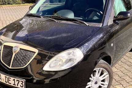 Lancia Ypsilon 248.682 km 1.111 &euro; Hüttenberg 35625