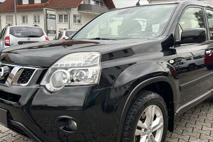 Nissan X-Trail 208.426 km 8.950 &euro; Butzbach 35510
