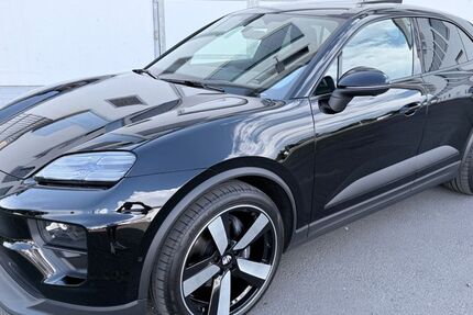 Porsche Macan 11.500 km 86.900 &euro; Gießen 35394