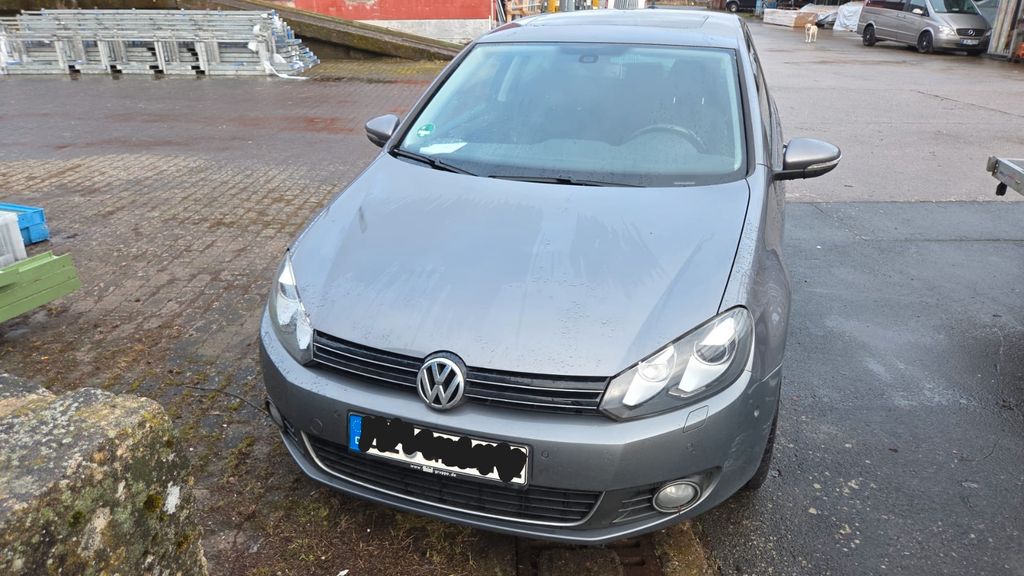 VW Golf 175.000 km 6.750 &euro; Gießen 35390