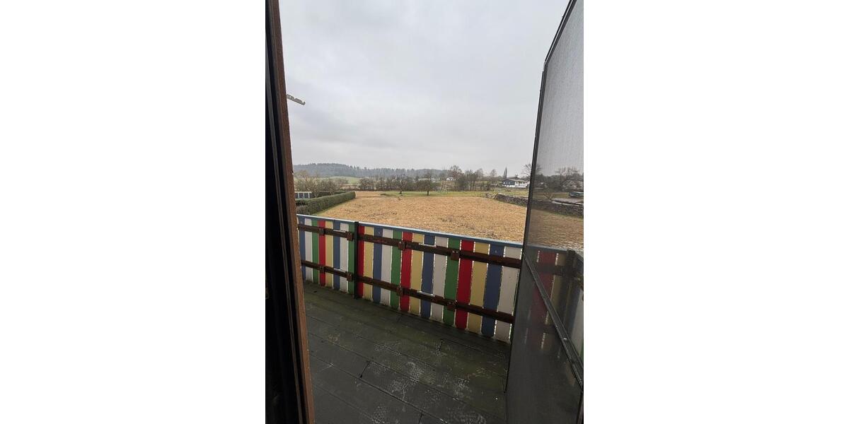 Erdgeschoßwohnung Grünberg - 4 Zimmer, 140 m&sup2;, 1.100&euro; | Angebot:25965709