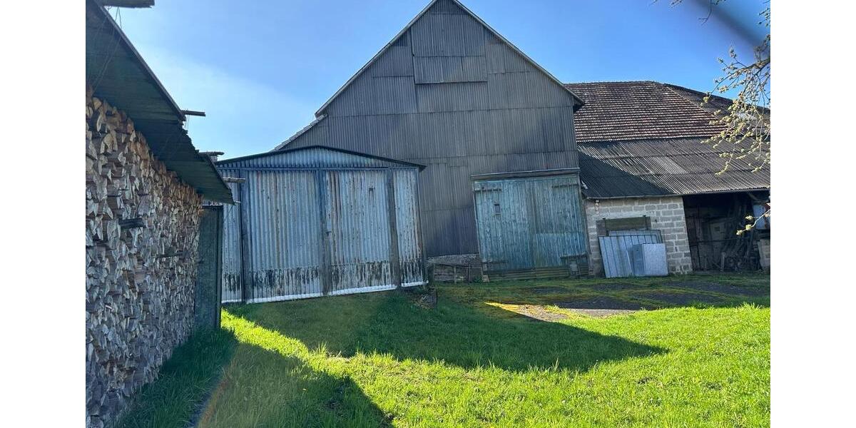 Bauernhaus, Landhaus Aßlar - 10 Zimmer, 260 m&sup2;, 285.000&euro; | Angebot:25841533