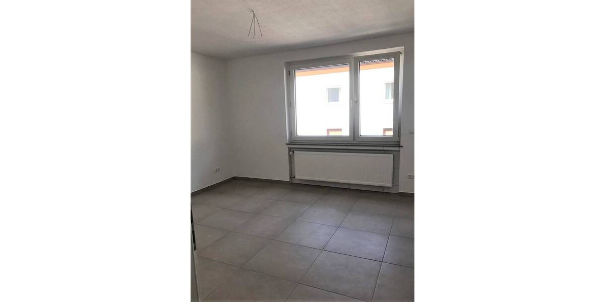 Etagenwohnung Gießen - 2 Zimmer, 67 m&sup2;, 700&euro; | Angebot:26585118