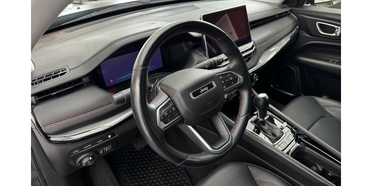 Jeep Compass Trailhawk Plug-In Hybrid 4WD 1.Hand LED 27.100 km 25.890 &euro; Lich 35423