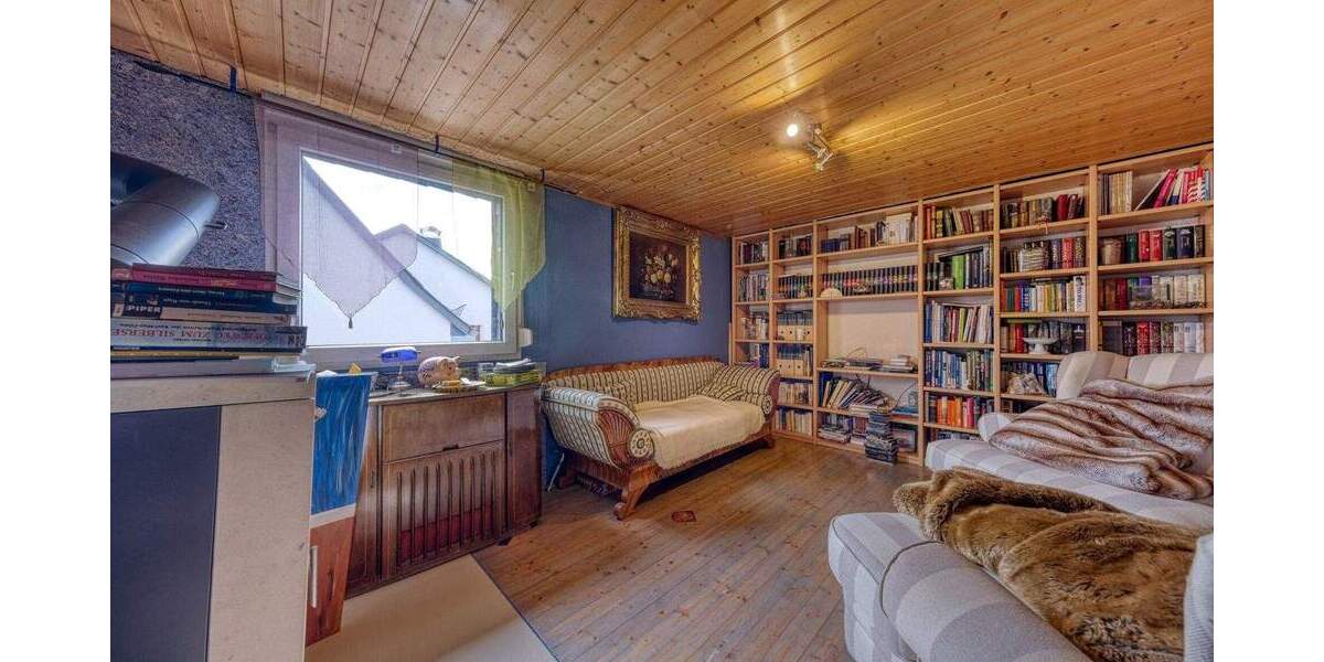 Mehrfamilienhaus, Wohnhaus Schöffengrund / Schwalbach Schwalbach - 1 Zimmer, 320 m&sup2;, 329.000&euro; | Angebot:25837236