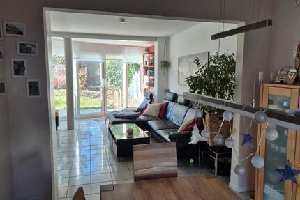 Haus Friedberg (Hessen) - 6 Zimmer, 125 m&sup2;, 615.000&euro; | Angebot:27178620