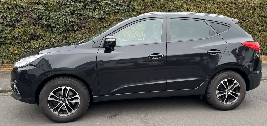 Hyundai ix35 123.500 km 8.950 &euro; Heuchelheim bei Gießen 35452