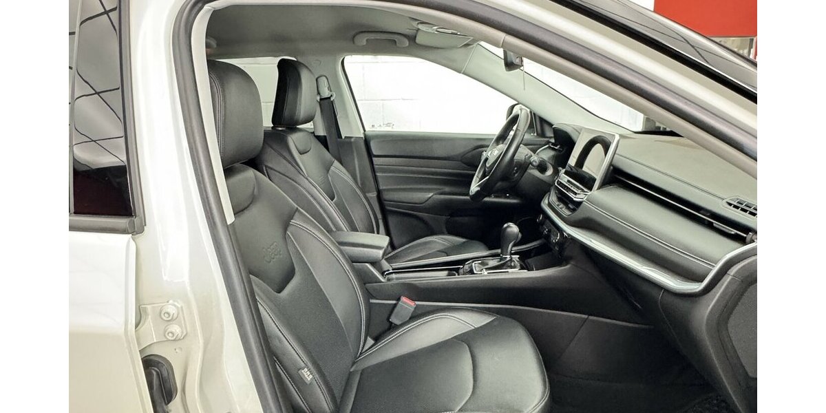 Jeep Compass S Plug-IN Hybrid 4WD 1.Hand Anhängerkplg 43.400 km 26.540 &euro; Lich 35423