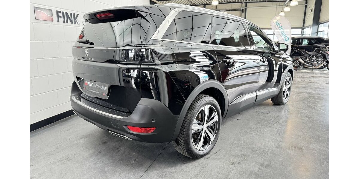 Peugeot 5008 GT 130 Black Edition EAT8 Panoramadach 17.300 km 26.620 &euro; Lich 35423