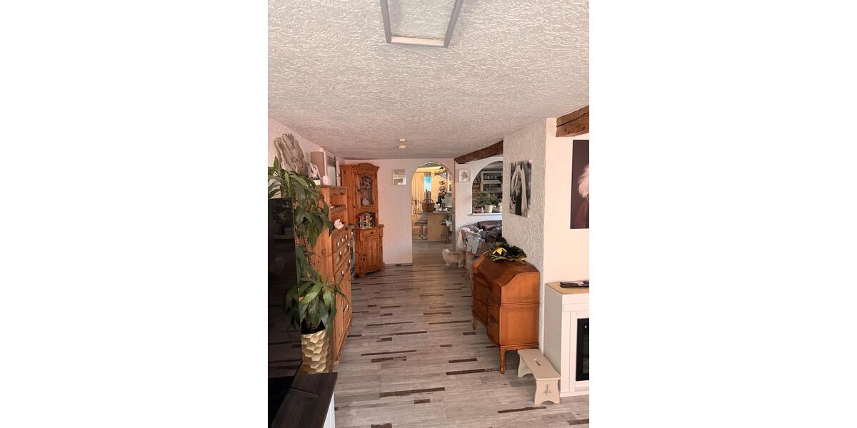 Einfamilienhaus Usingen - 6 Zimmer, 180 m&sup2;, 298.000&euro; | Angebot:25118111