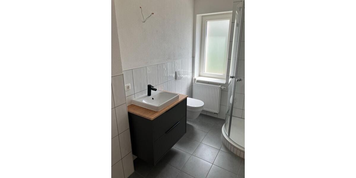 Hochparterre Marburg Marbach - 4 Zimmer, 90 m&sup2;, 1.300&euro; | Angebot:26654343