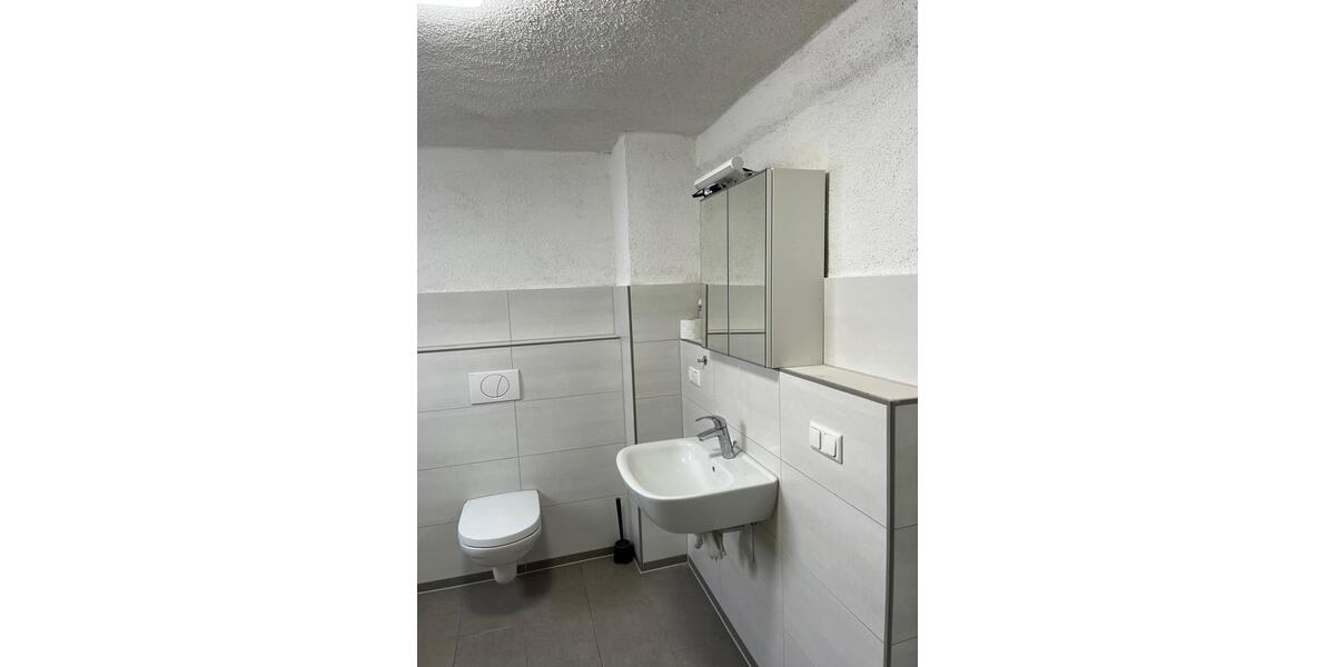 Einfamilienhaus Braunfels - 7 Zimmer, 140 m&sup2;, 1.000&euro; | Angebot:25088036