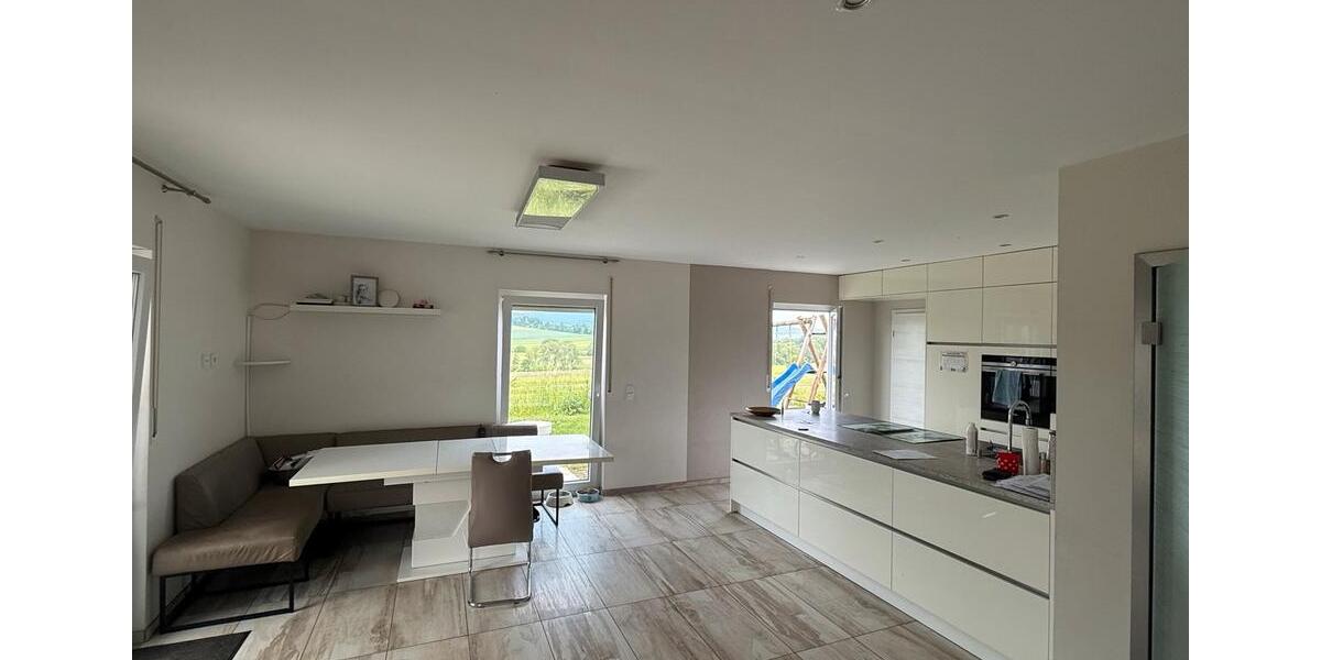 Einfamilienhaus Lohra - 4 Zimmer, 138 m&sup2;, 430.000&euro; | Angebot:27054039