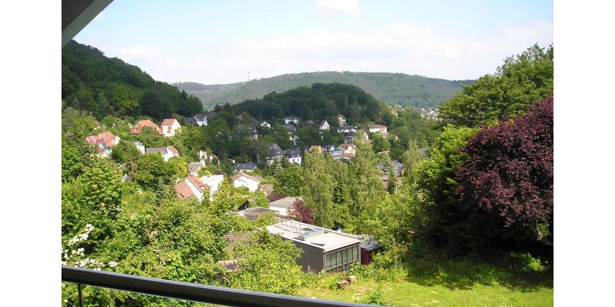 Dachgeschoßwohnung Marburg - 2.5 Zimmer, 115 m&sup2;, 1.700&euro; | Angebot:25975099